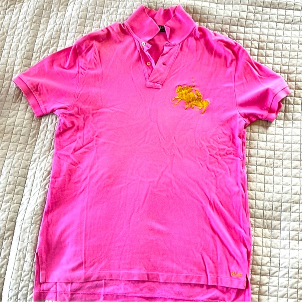Ralph Lauren men’s classic pink, cotton polo shirt with embroidered logo. Medium